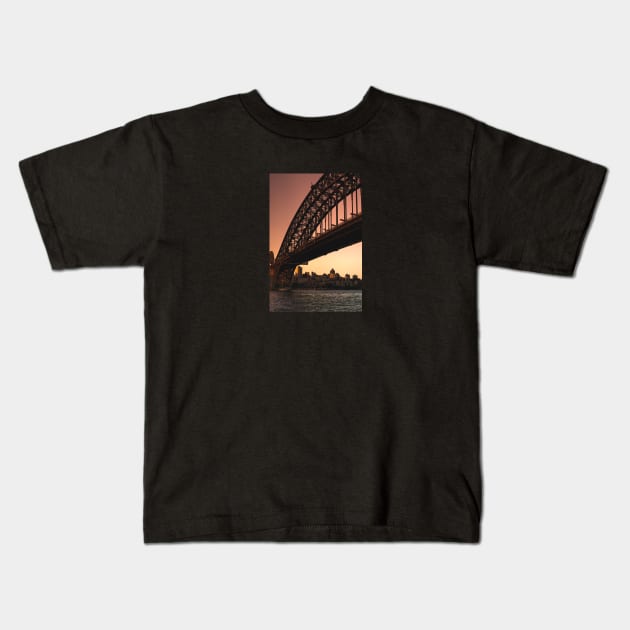 Sydney Harbour Bridge Kids T-Shirt by opticpixil